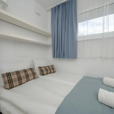 Апартаменты New Close To The Market Square By Renters