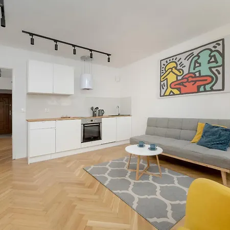 New Close To The Market Square By Renters Appartamento *