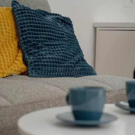 Appartamento New Close To The Market Square By Renters *